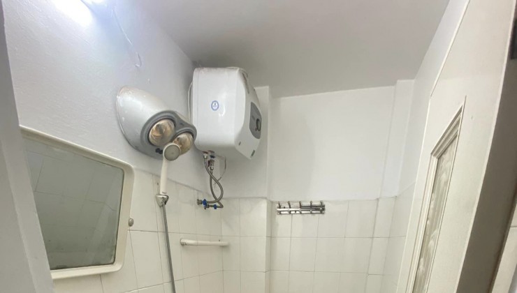 Cho thuê nhà ngõ 29 Khương Hạ, Thanh Xuân, 3 tầng, 30m2, giá 8.5 Triệu, ở GĐ, nhóm